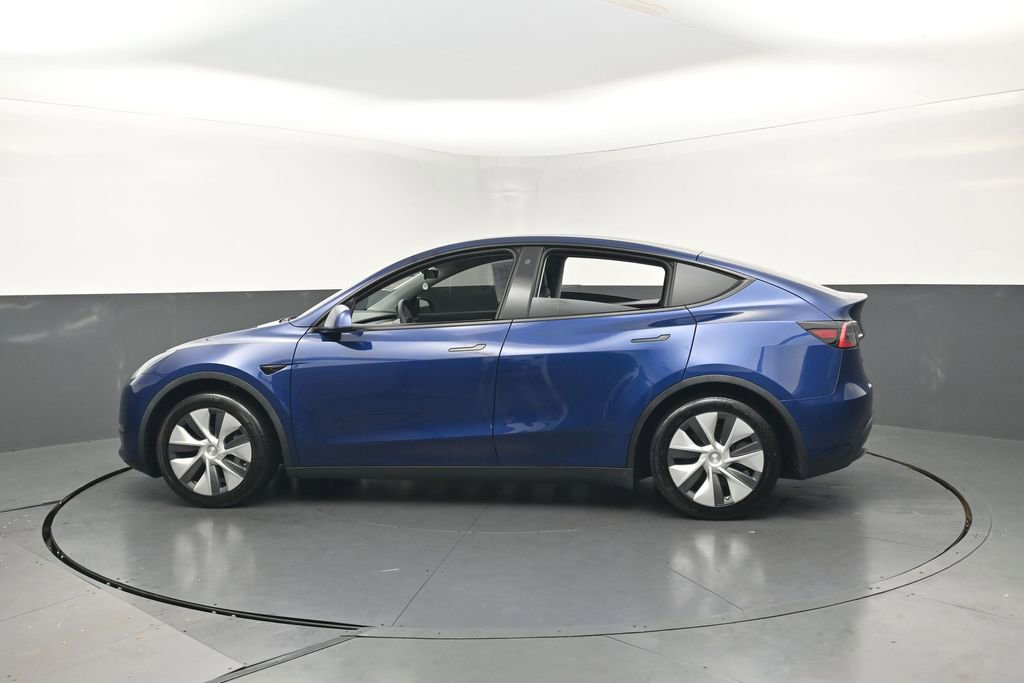Used 2021 Tesla Model Y 2WD image 6