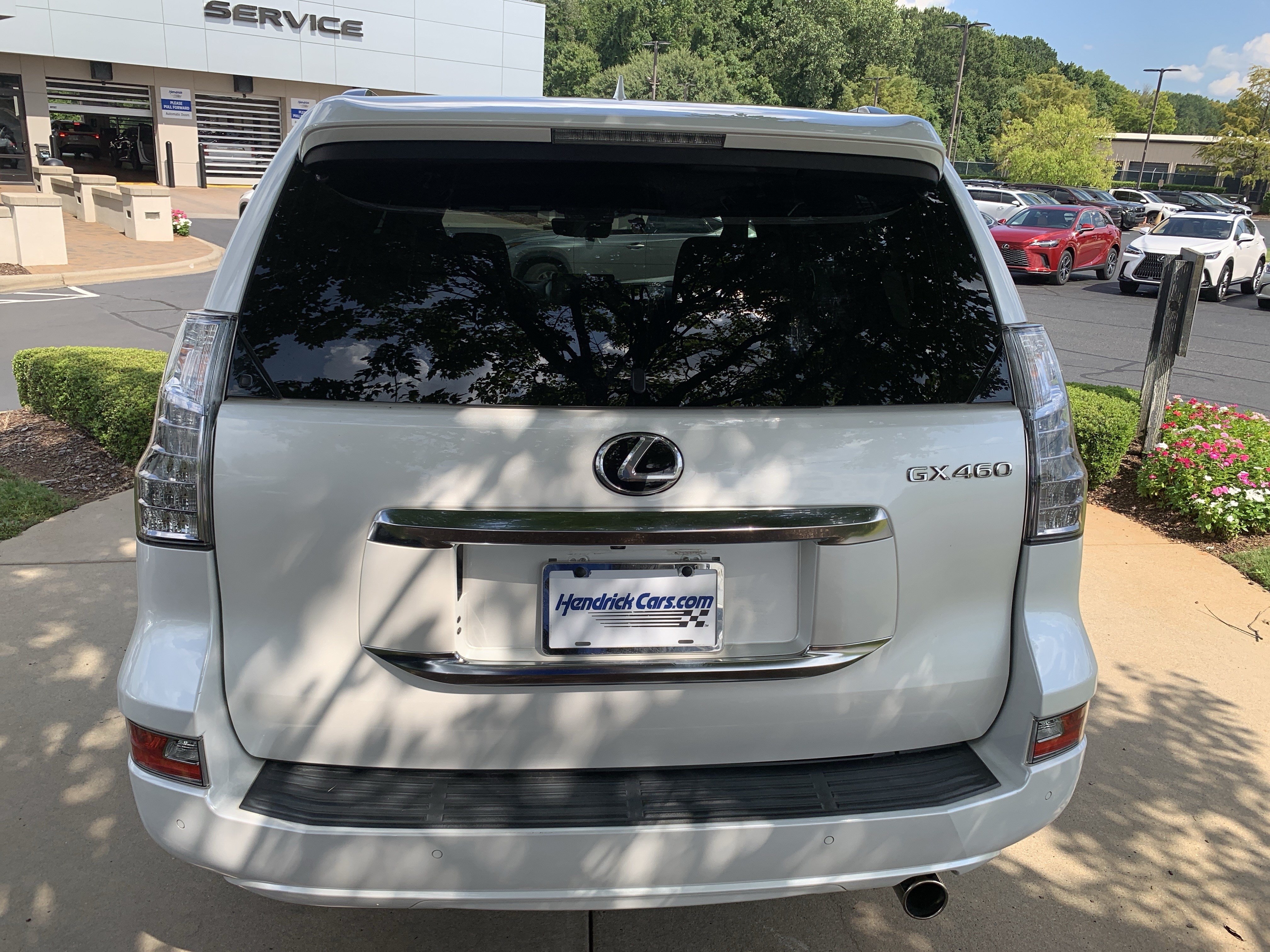 Used 2023 Lexus GX 460 Premium w/ Premium Package AWD/4WD image 9
