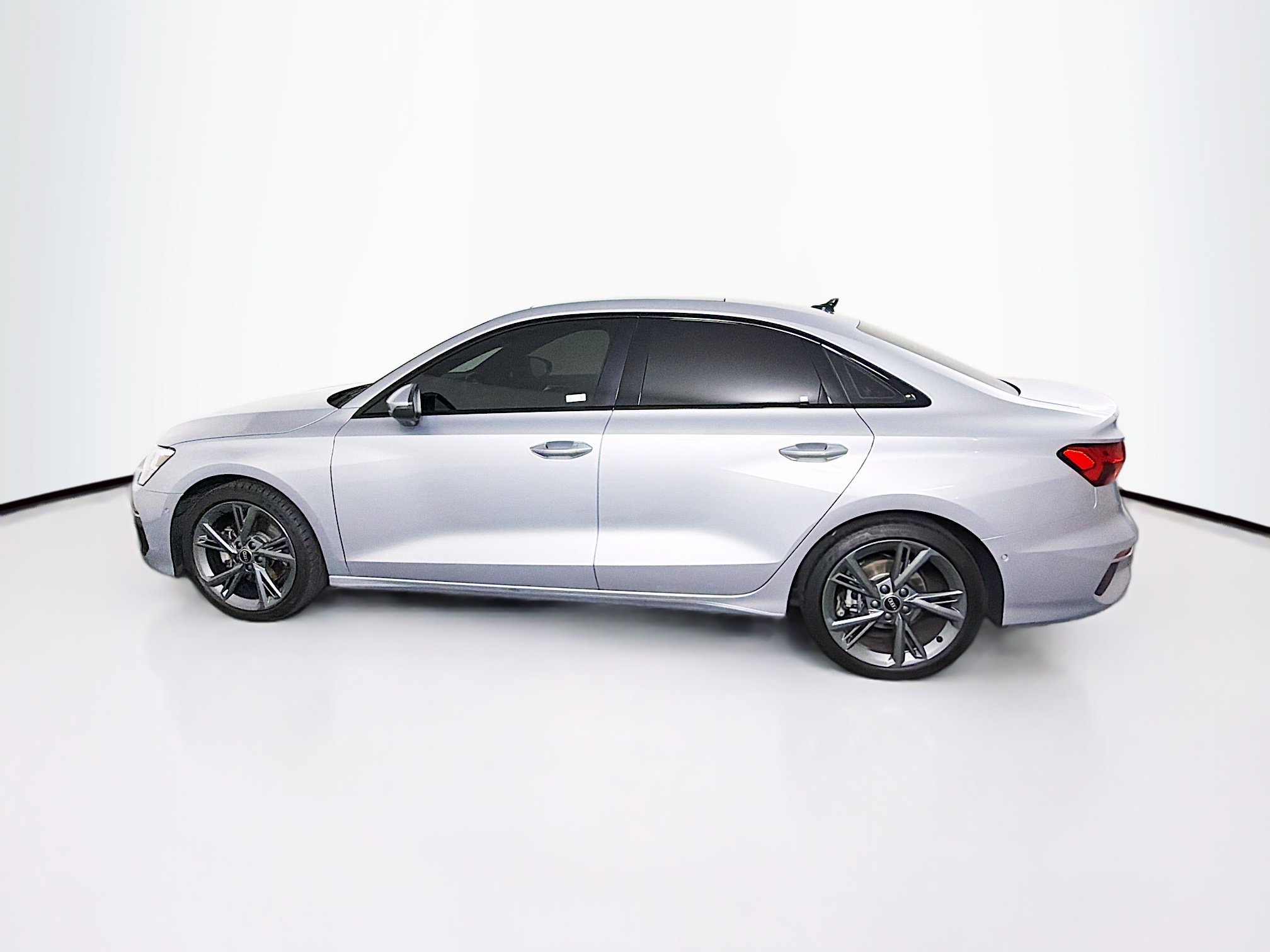 Used 2024 Audi A3 2.0T Premium w/ Convenience Package AWD/4WD image 4