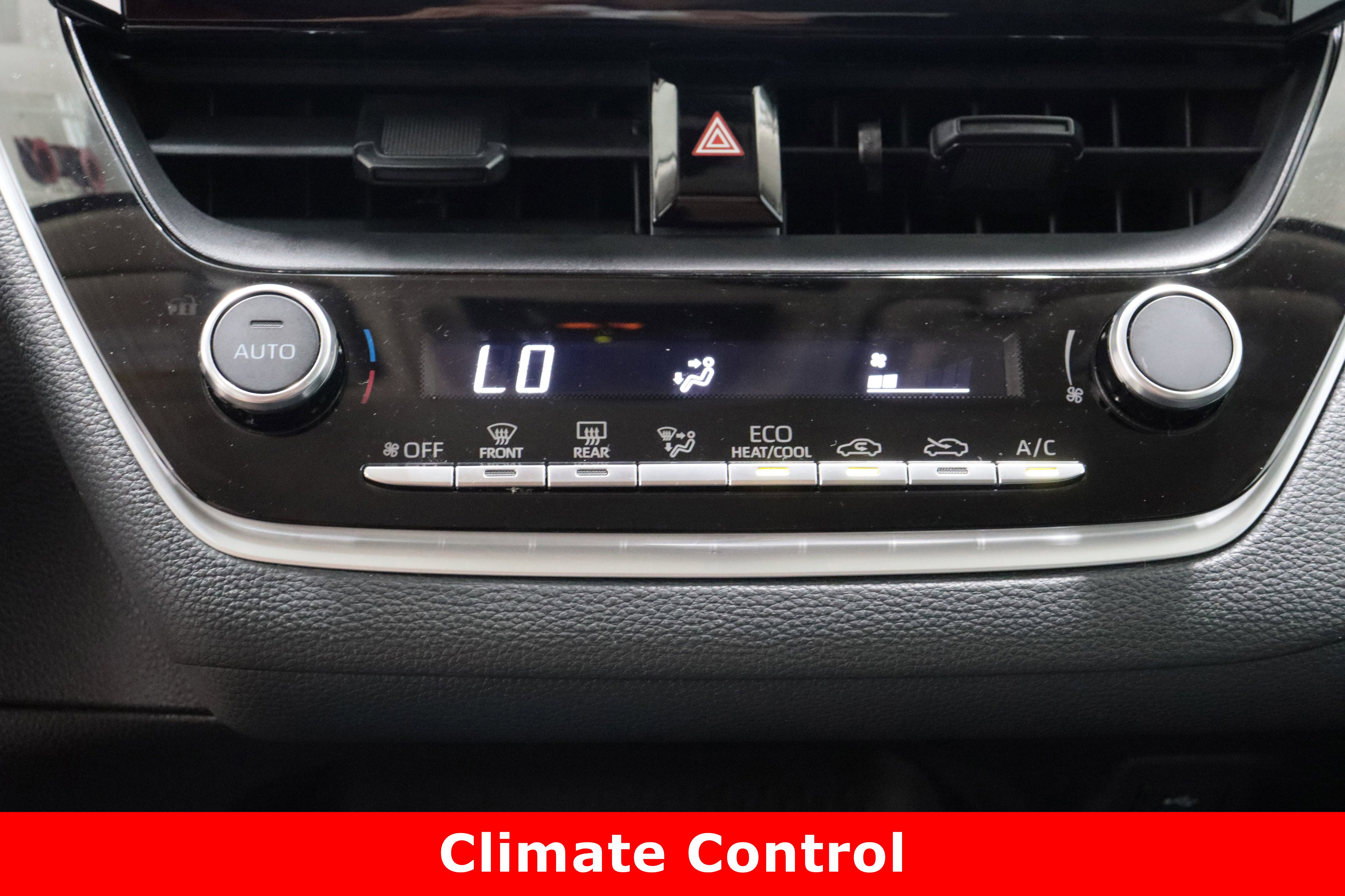 Used 2025 Toyota Corolla LE image 18