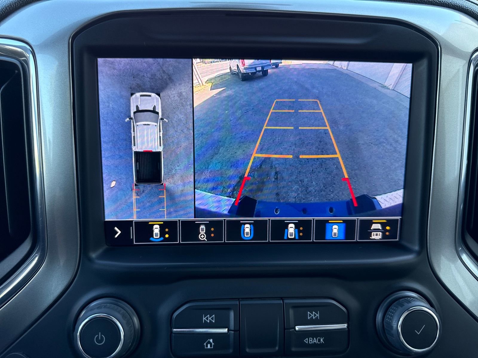 Used 2022 Chevrolet Silverado 2500 LTZ w/ LTZ Plus Package image 20