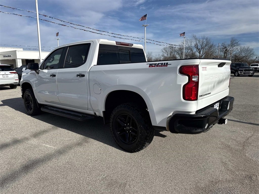 Used 2019 Chevrolet Silverado 1500 LT Trail Boss image 3