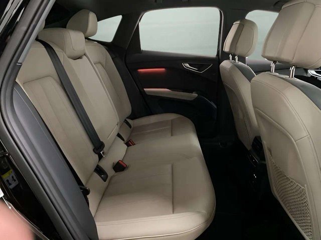 Used 2024 Audi Q4 e-tron Premium Plus w/ Premium Plus image 80