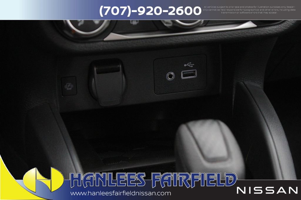 New 2025 Nissan Versa SV w/ Trunk Package FWD image 20