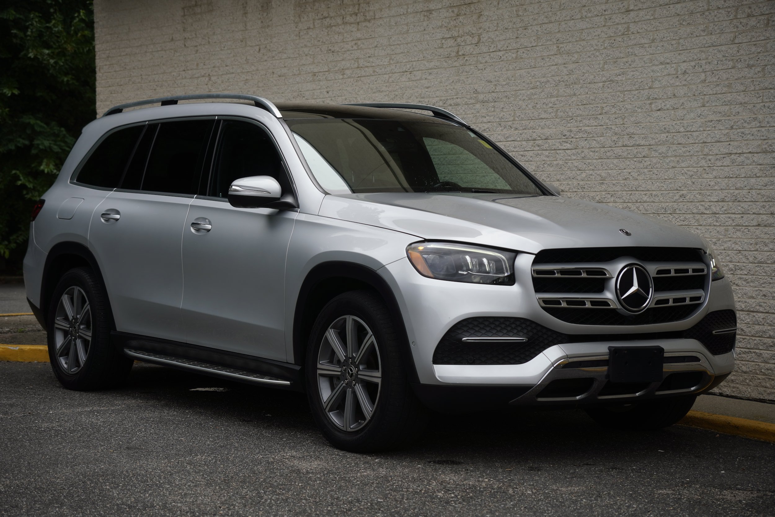Used 2020 Mercedes-Benz GLS 450 4MATIC image 9