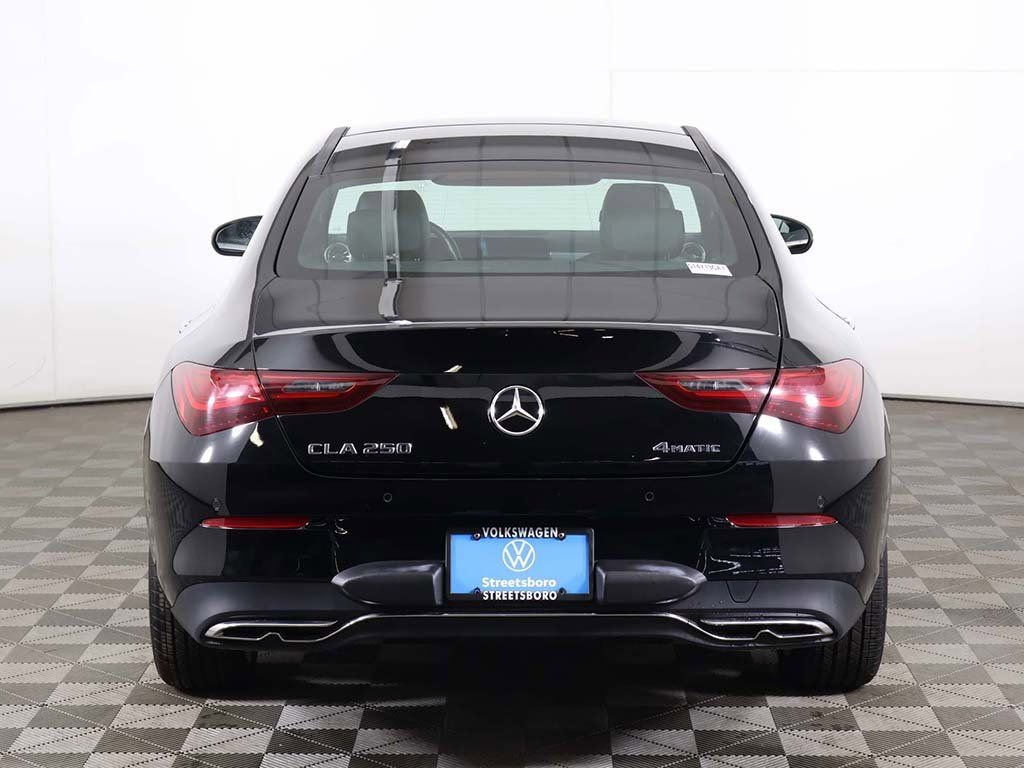 Used 2025 Mercedes-Benz CLA 250 4MATIC image 11