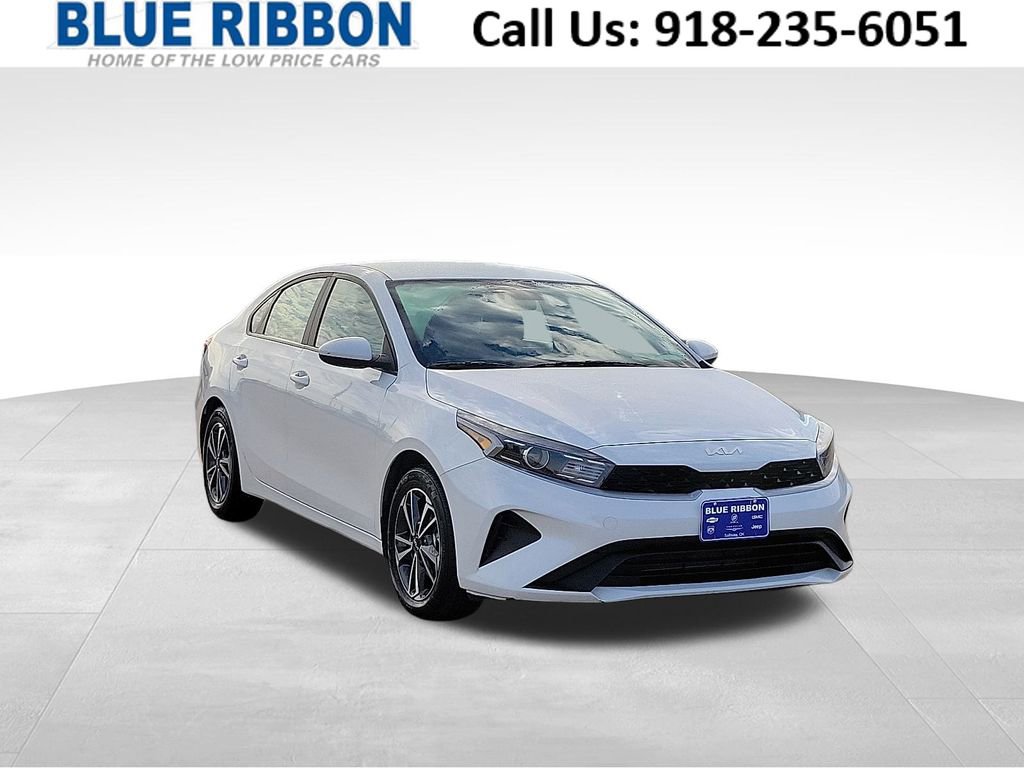 Used 2024 Kia Forte LXS image 1