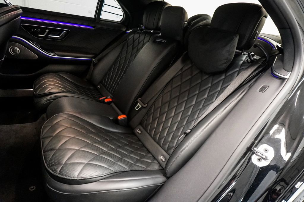 Used 2024 Mercedes-Benz S 580 4MATIC Sedan w/ AMG Line image 8