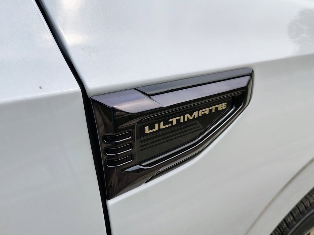 New 2026 GMC Yukon Denali Ultimate AWD/4WD image 15