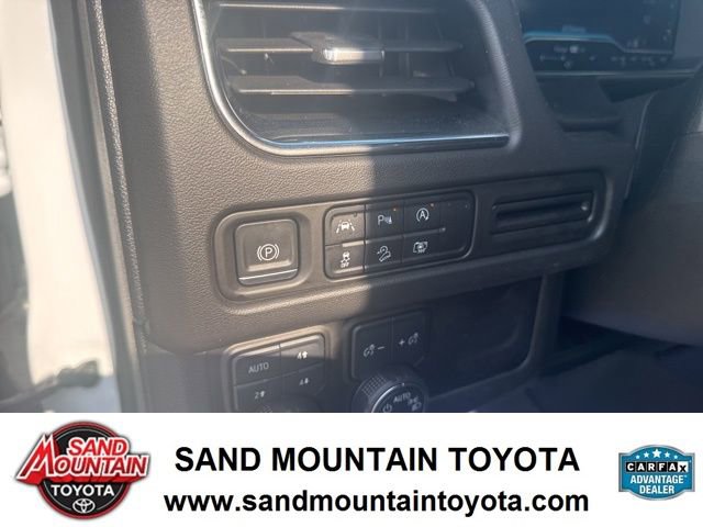 Used 2023 Chevrolet Tahoe Z71 w/ Luxury Package AWD/4WD image 15