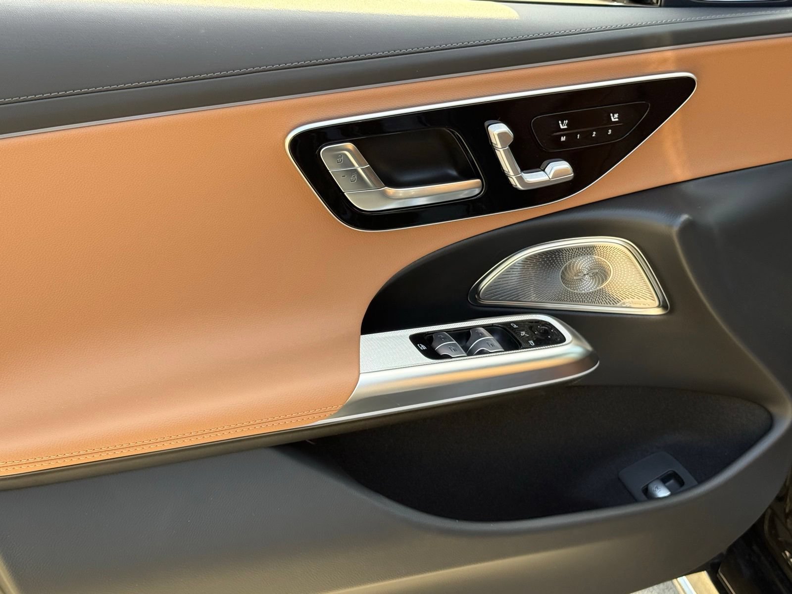 New 2026 Mercedes-Benz E 450 4MATIC Sedan image 14