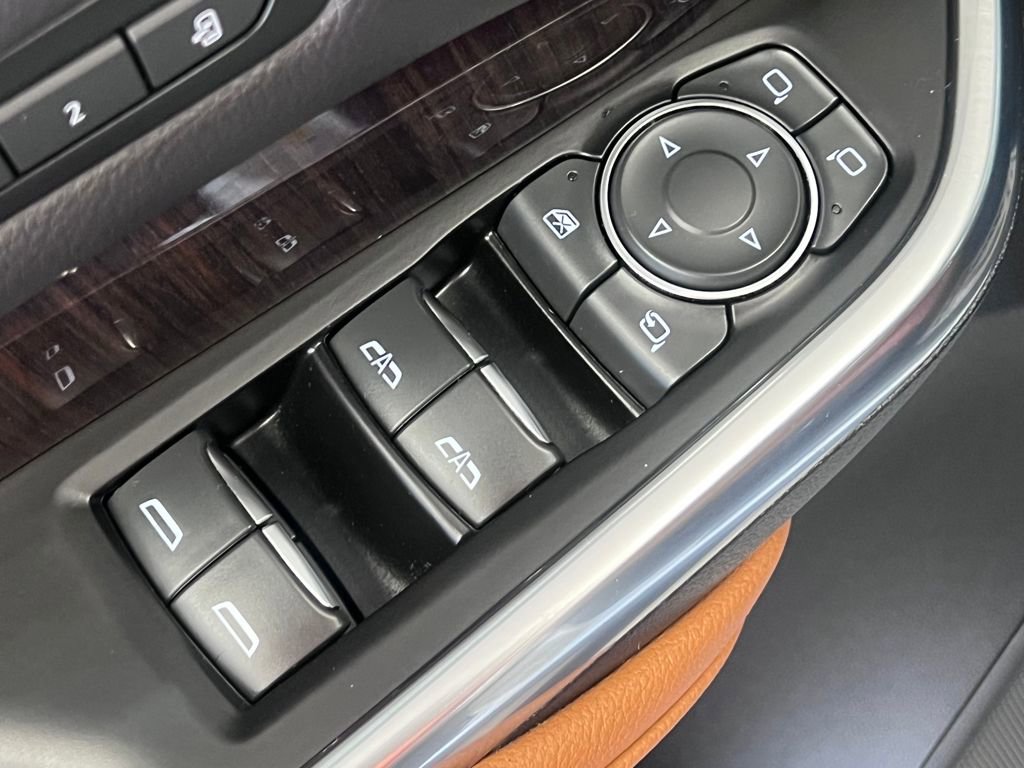 Used 2023 Cadillac XT4 Sport image 32