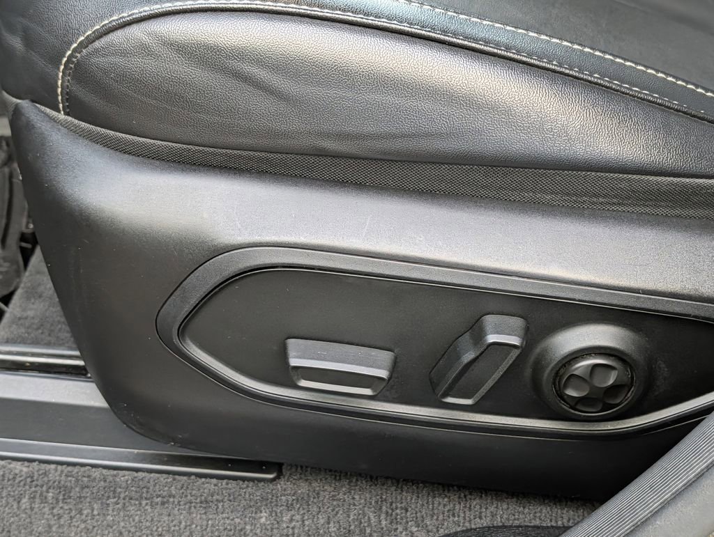 Used 2022 Jeep Grand Cherokee L Limited image 26