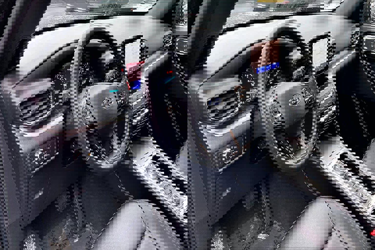 Used 2020 Ford Explorer XLT w/ Equipment Group 202A image 17