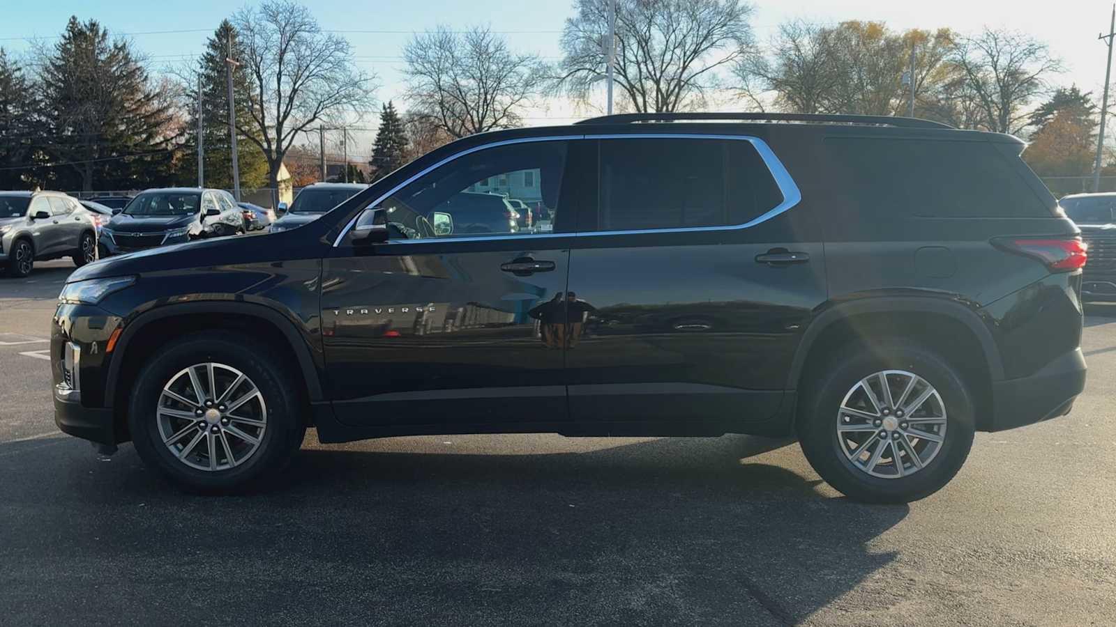 Certified 2023 Chevrolet Traverse LT image 5