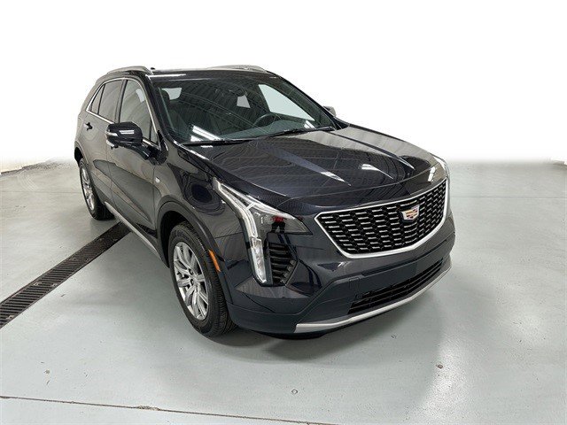Certified 2023 Cadillac XT4 Premium Luxury image 1