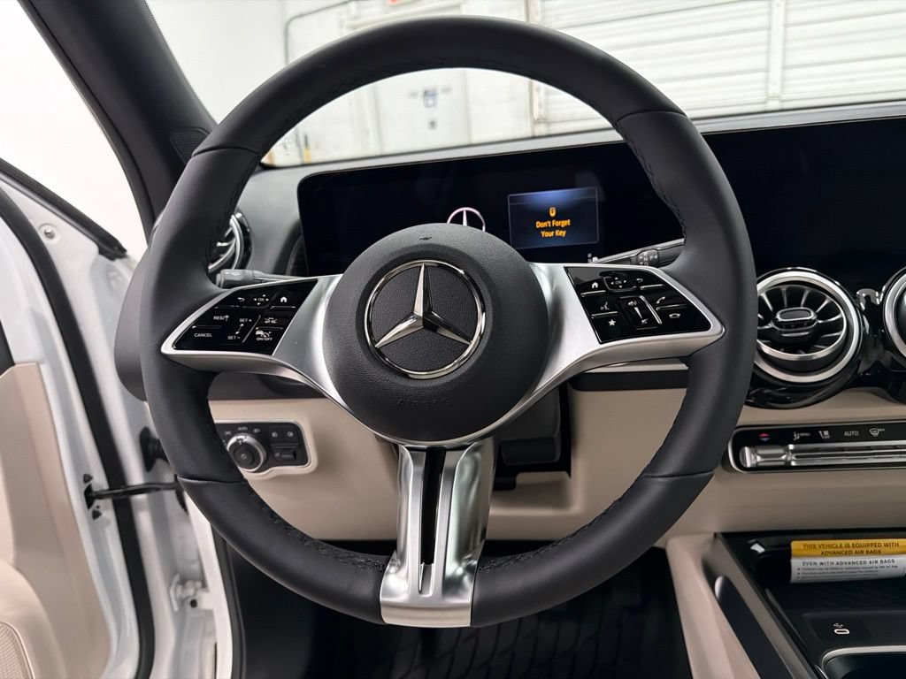 New 2026 Mercedes-Benz GLB 250 image 15
