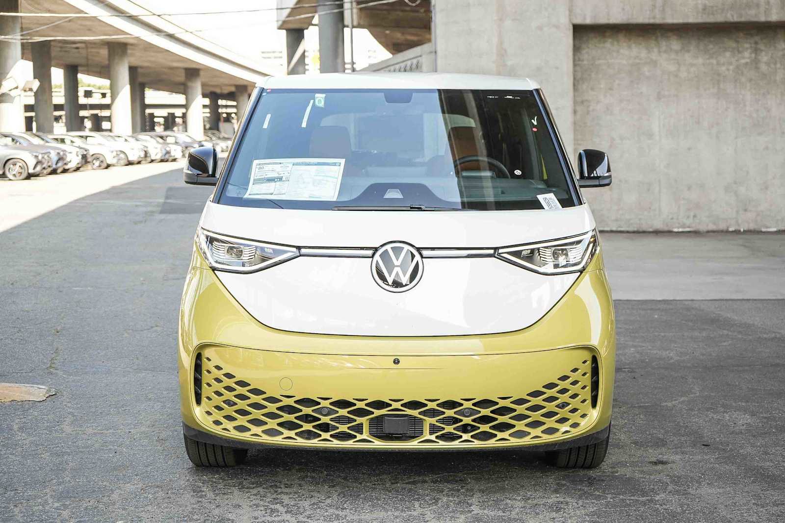 New 2025 Volkswagen ID. Buzz Pro S Plus AWD/4WD image 2