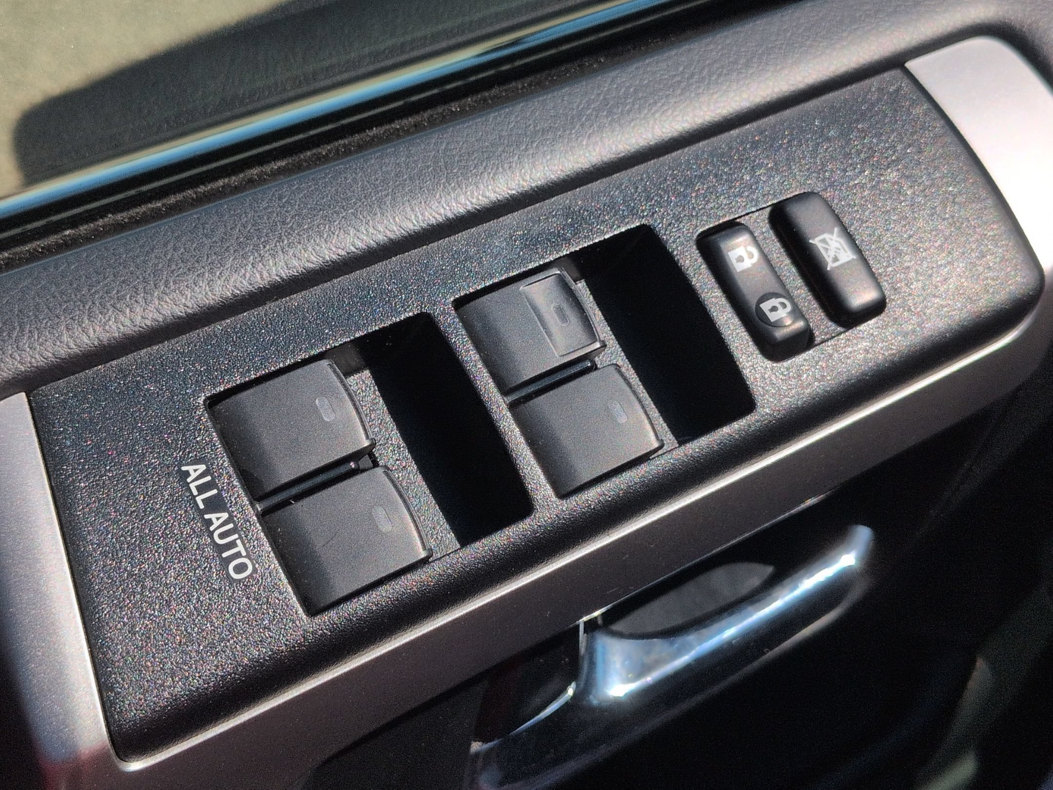 Used 2020 Toyota 4Runner Limited AWD/4WD image 14
