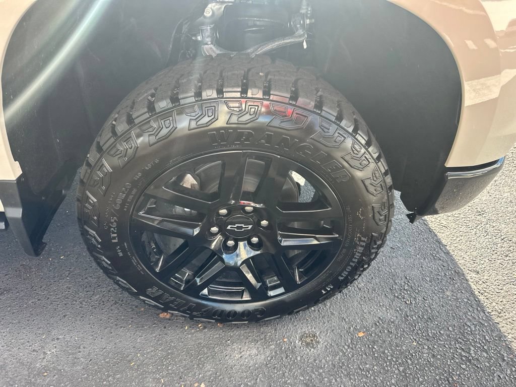 Certified 2026 Chevrolet Silverado 1500 Custom Trail Boss AWD/4WD image 2
