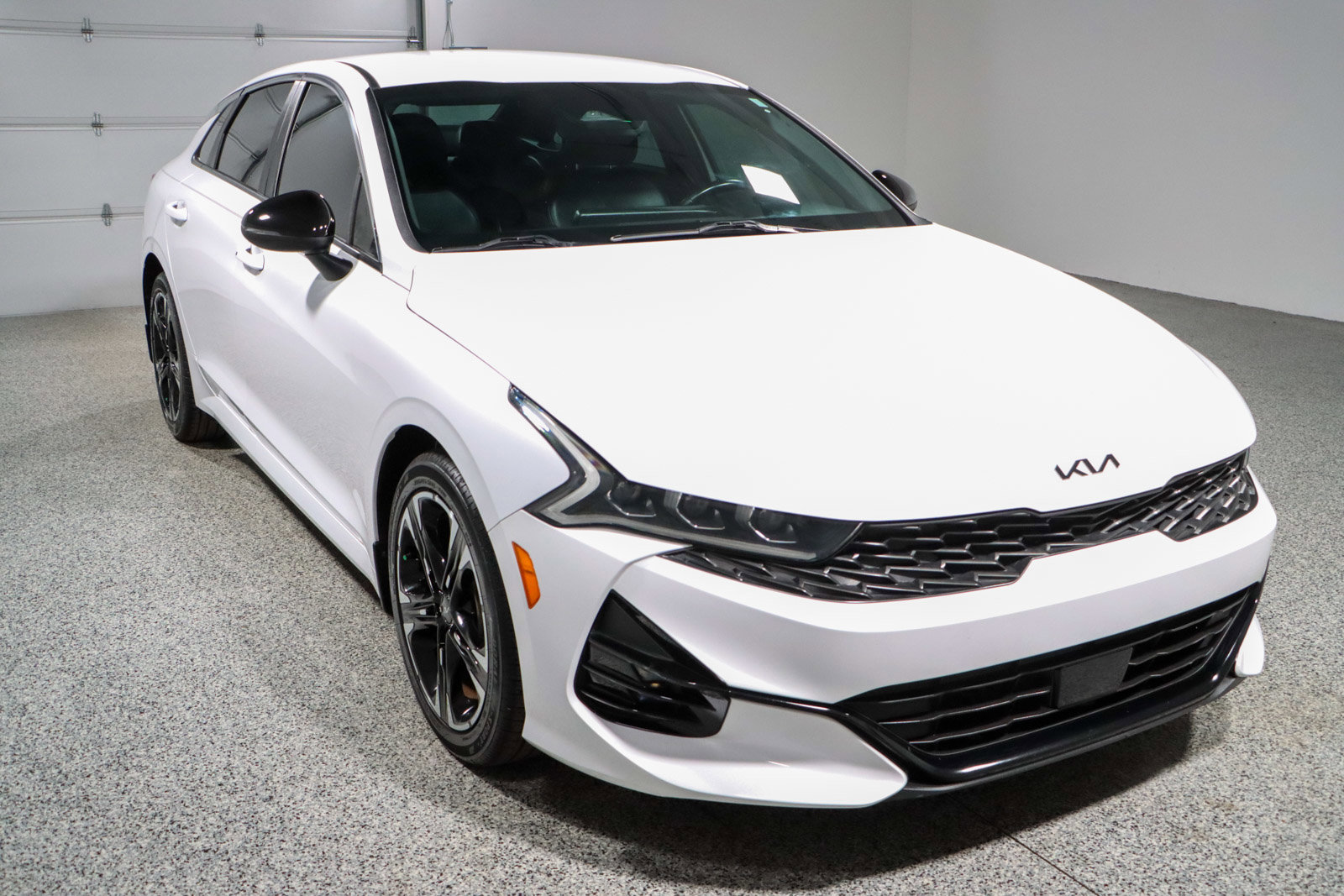 Used 2023 Kia K5 GT-Line w/ GT-Line Premium Package image 5