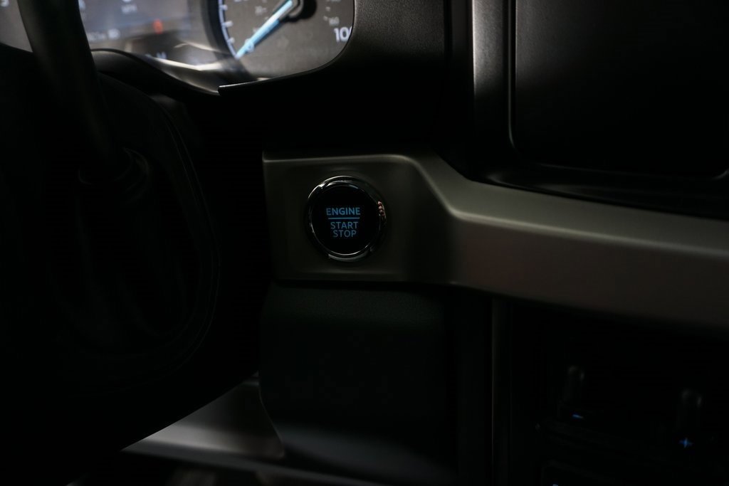 Used 2023 Ford F450 XLT w/ XLT Value Package image 29