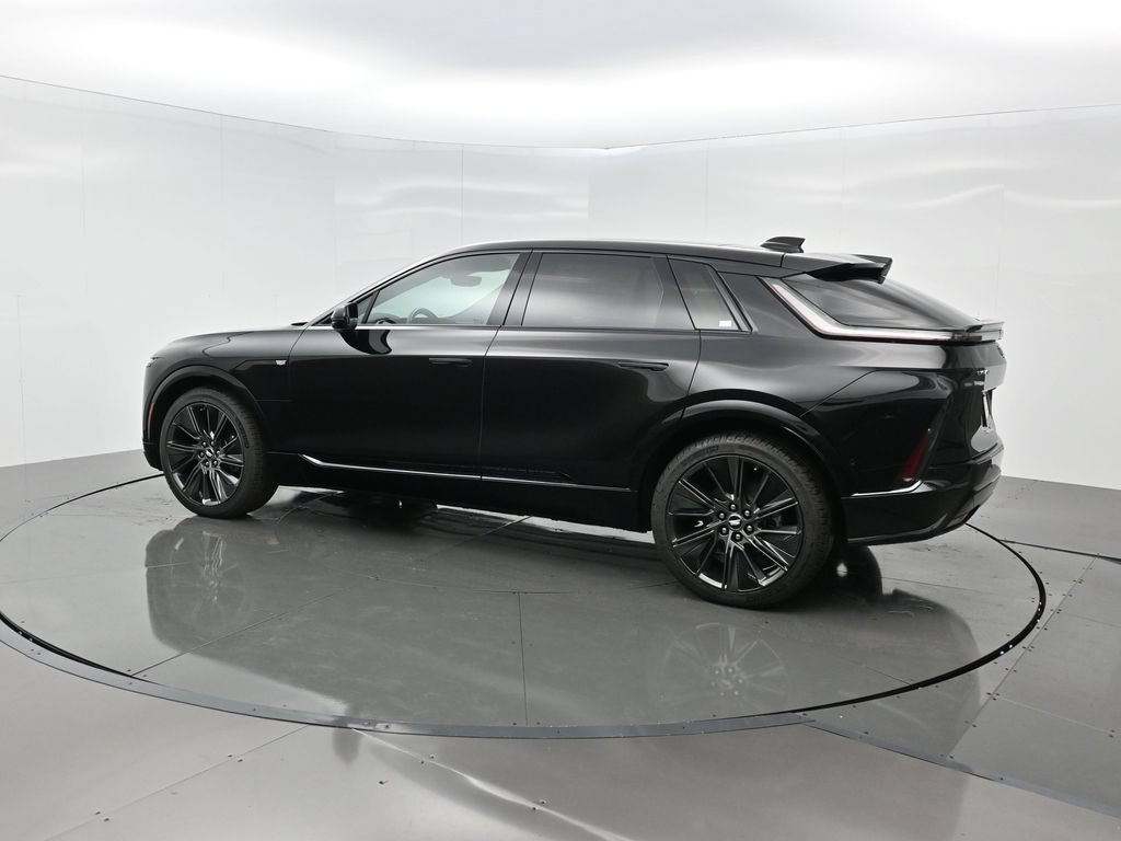 New 2027 Cadillac Lyriq Signature Sport w/ Nappa Leather Package AWD/4WD image 3