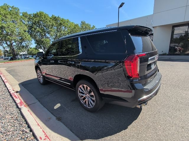 Used 2021 GMC Yukon Denali w/ Denali Ultimate Package AWD/4WD image 3
