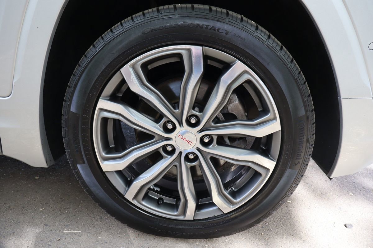 Used 2020 GMC Terrain Denali w/ Denali Premium Package AWD/4WD image 44