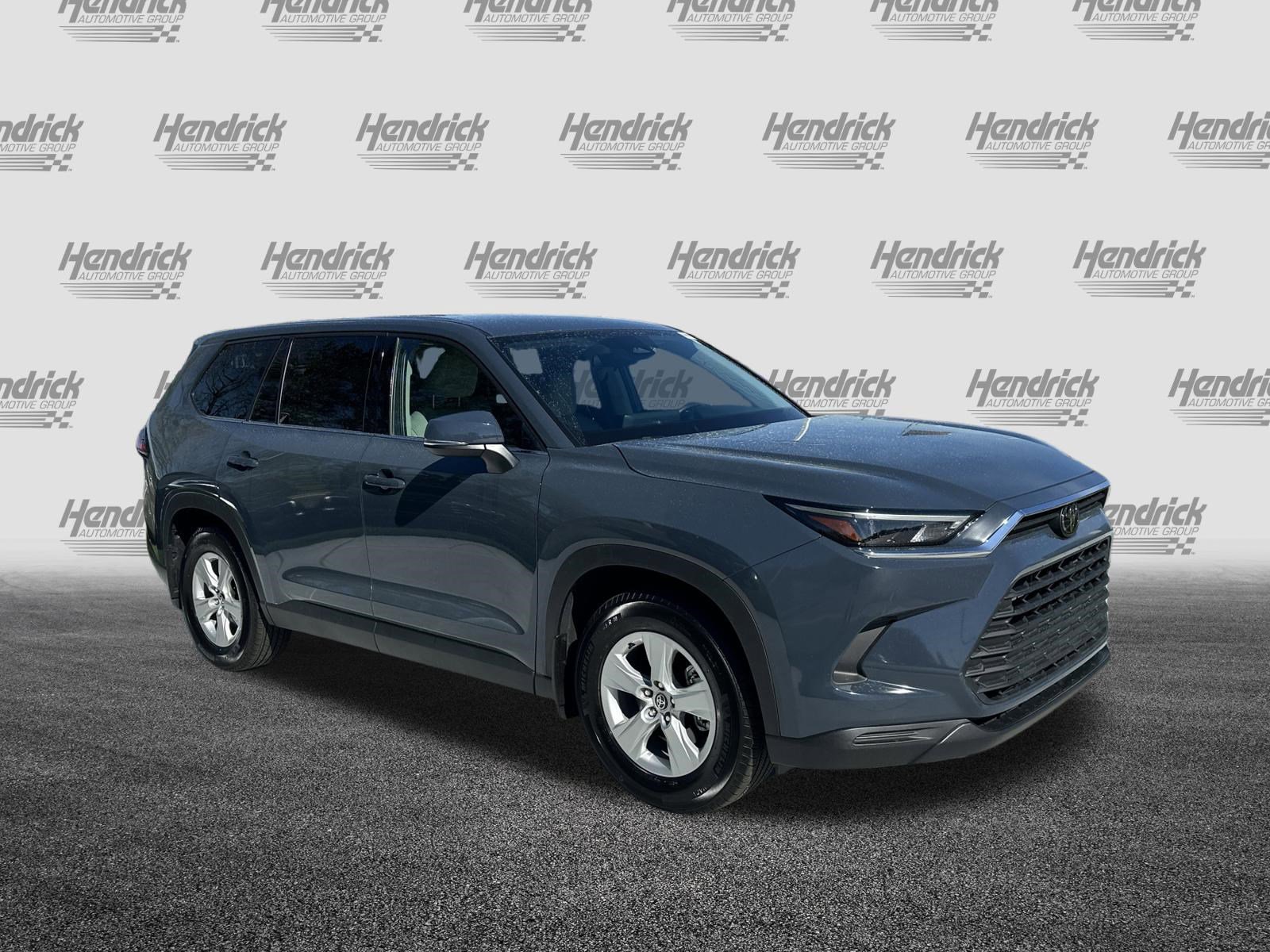 Certified 2025 Toyota Grand Highlander FWD image 2