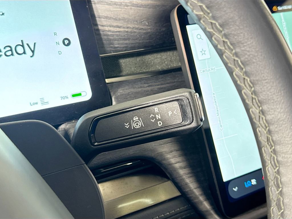 Used 2022 Rivian R1T Adventure image 17