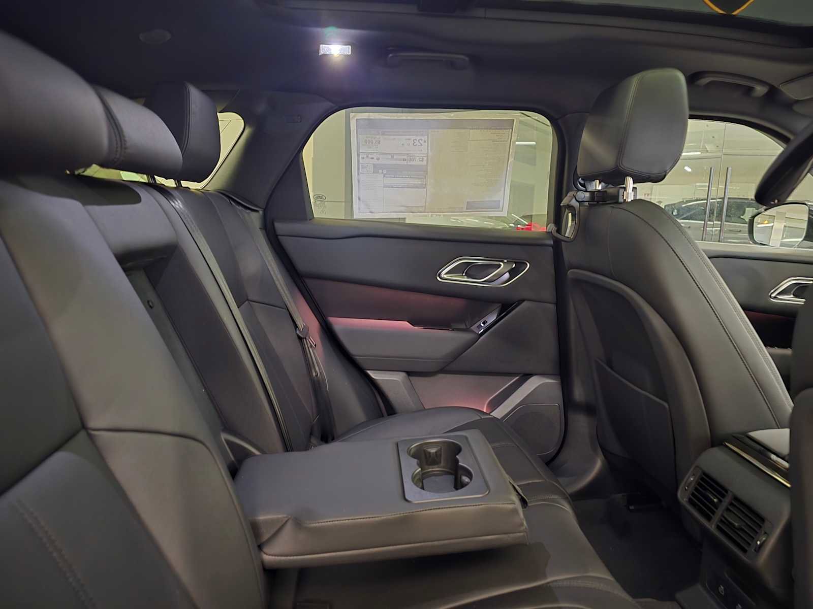 New 2026 Land Rover Range Rover Velar Dynamic SE image 12