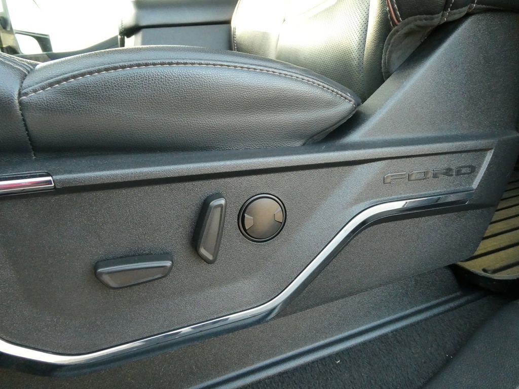 Used 2023 Ford F350 Lariat w/ Lariat Ultimate Package image 25