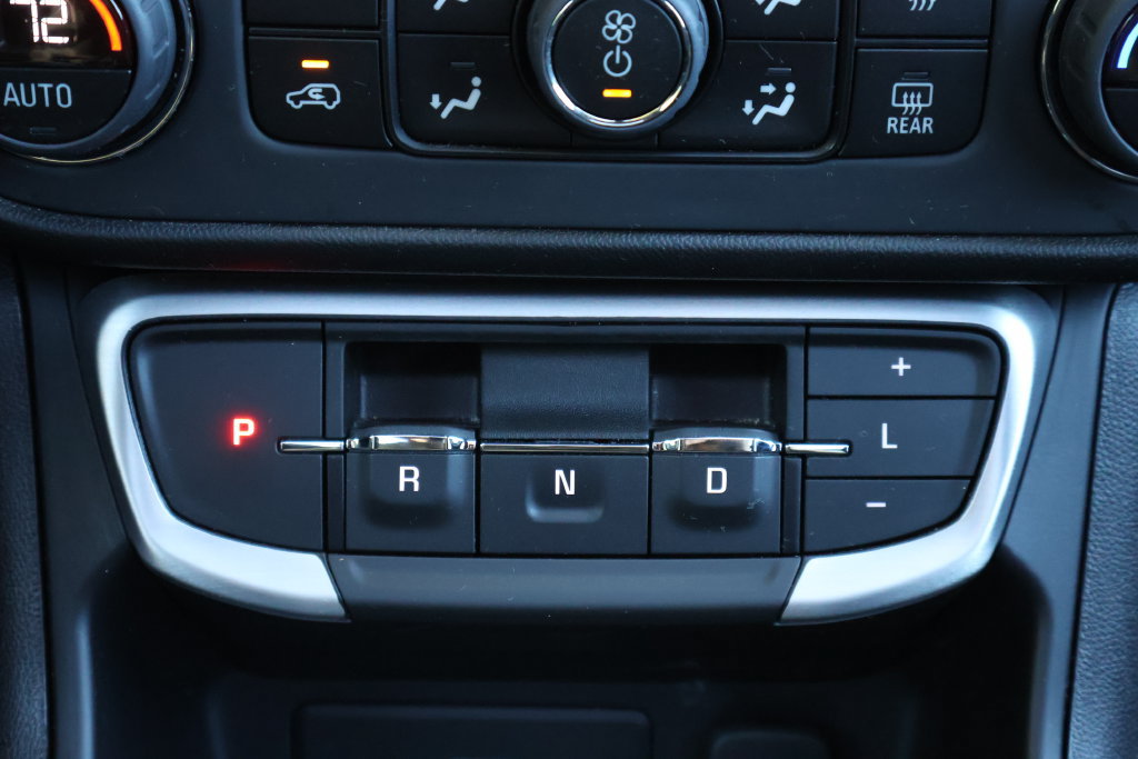 Certified 2023 GMC Terrain SLE w/ Driver Convenience Package FWD image 21