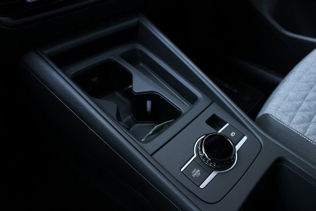 New 2025 Volkswagen Tiguan S AWD/4WD image 8
