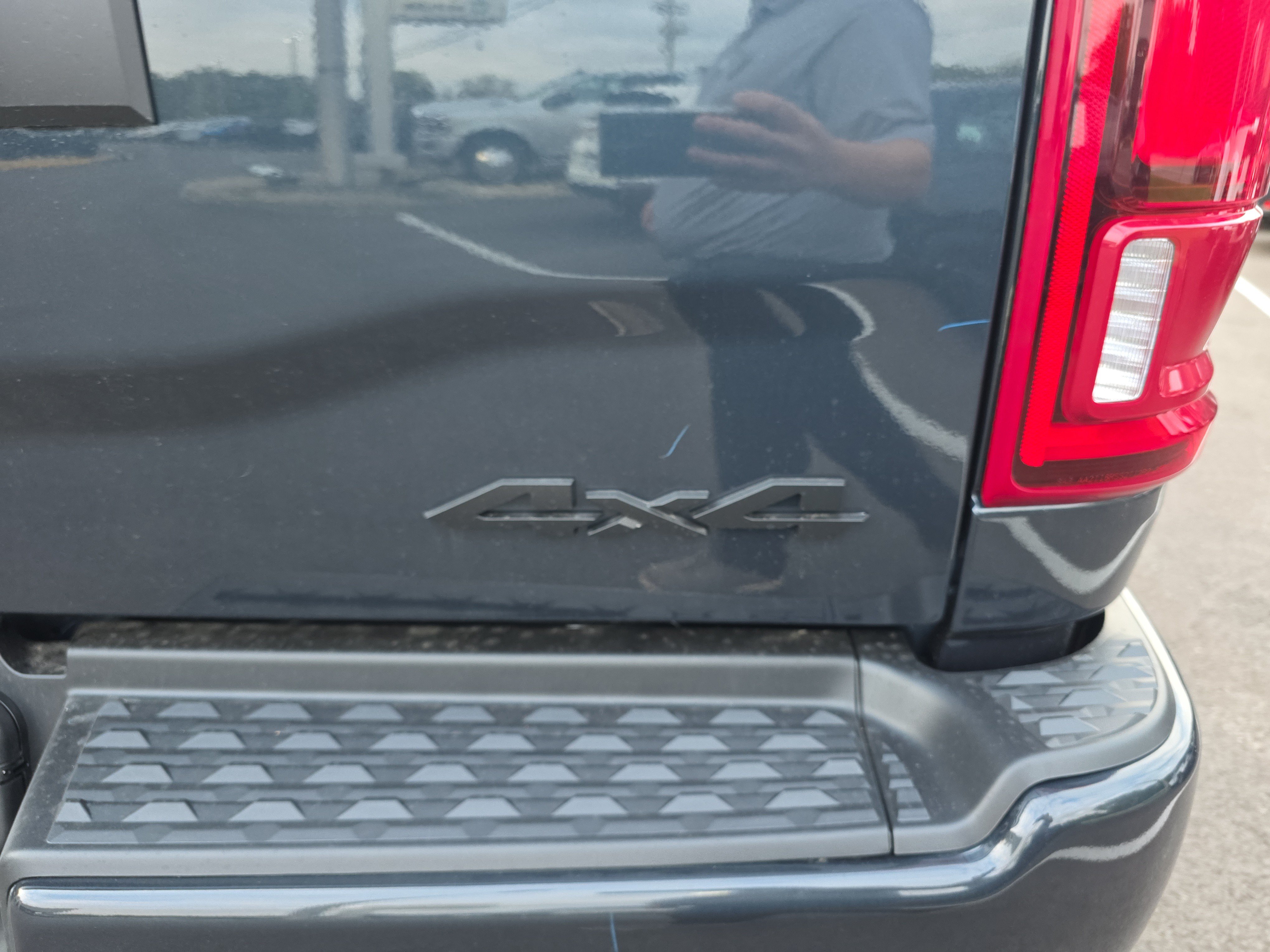 New 2027 RAM 2500 Laramie AWD/4WD image 34