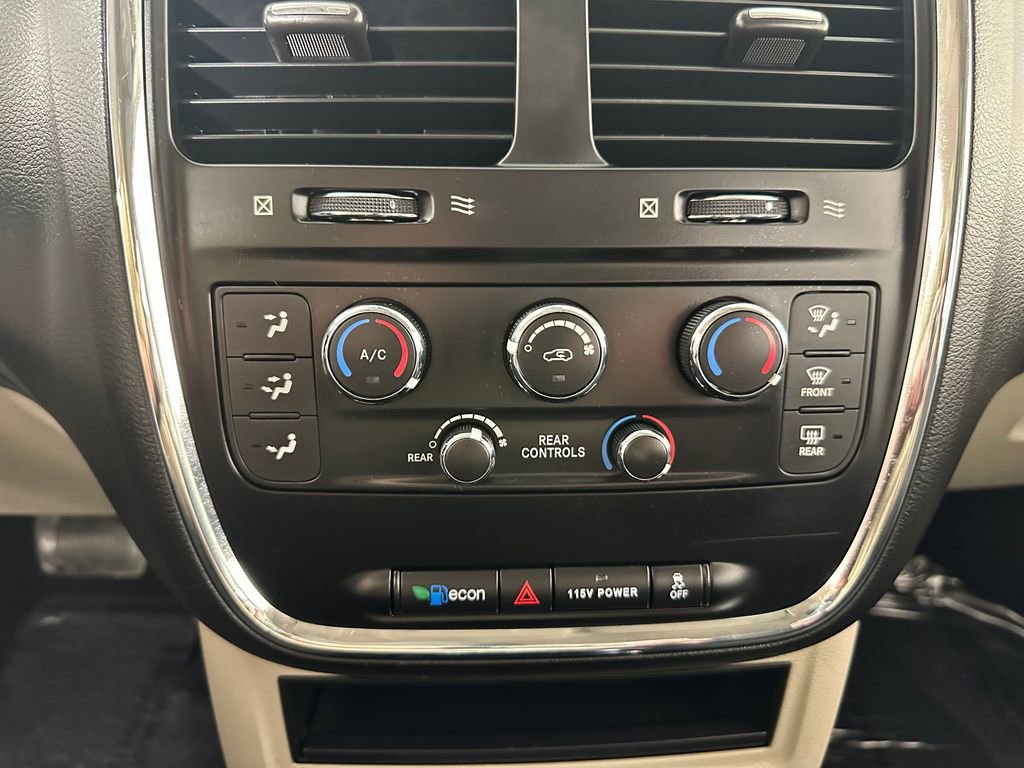 Used 2017 Dodge Grand Caravan SE w/ Power Window Group image 27