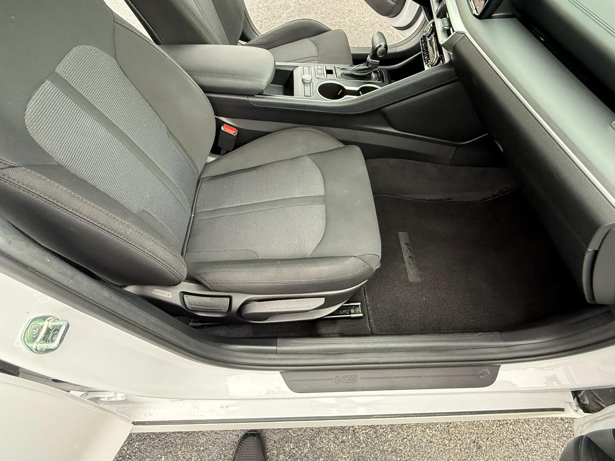 Used 2023 Kia K5 LXS FWD image 30