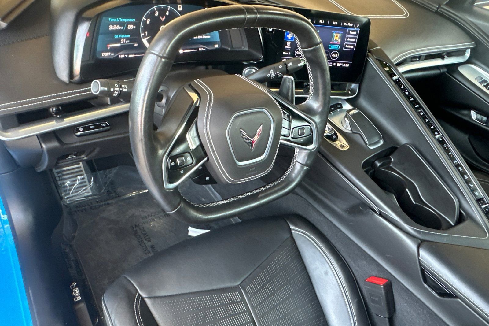 Used 2021 Chevrolet Corvette Stingray Premium Conv w/ Z51 Performance Package image 15