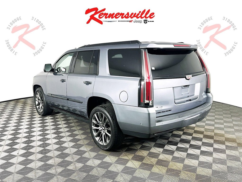 Used 2019 Cadillac Escalade Premium Luxury w/ Escalade Sport Edition image 5