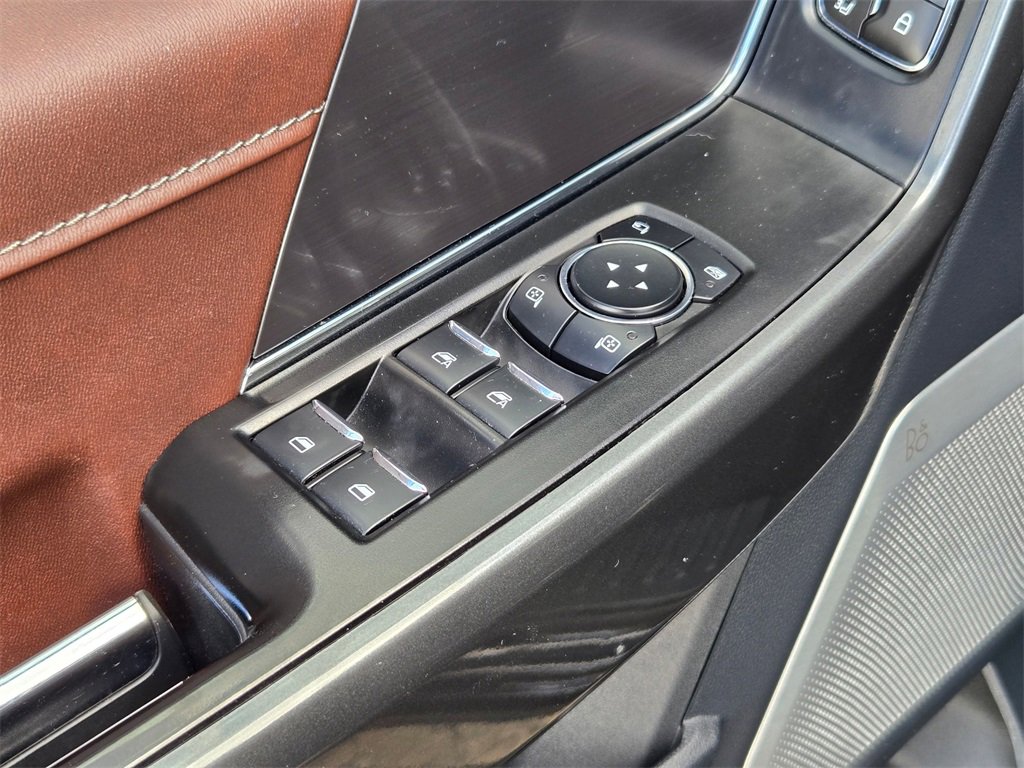 Used 2023 Ford F150 Lariat w/ Equipment Group 502A High image 12