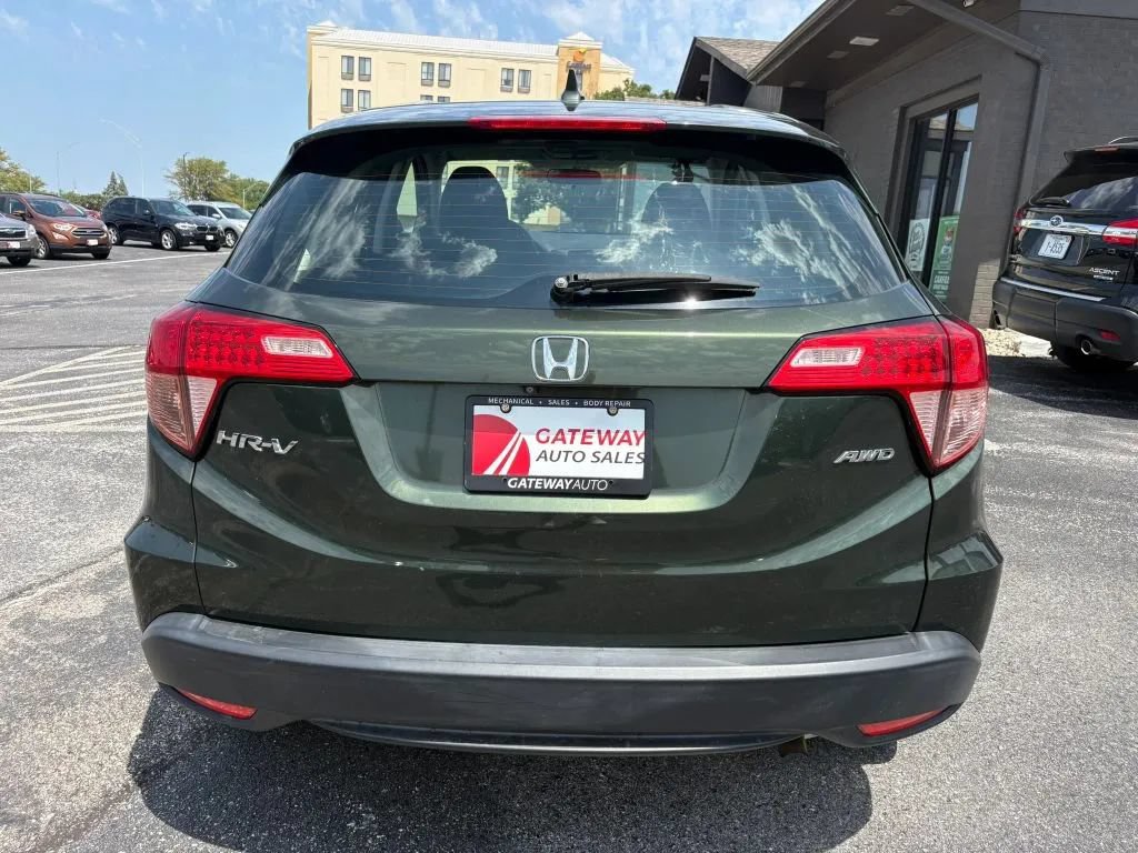 Used 2016 Honda HR-V LX image 4