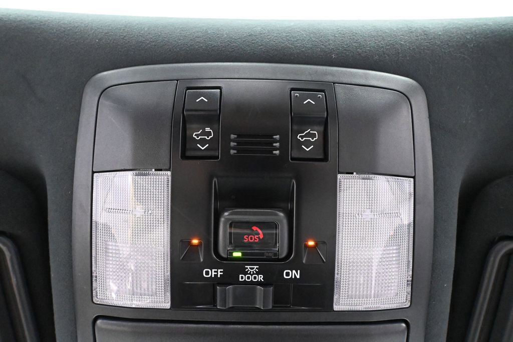 Used 2023 Lexus GX 460 w/ Black Line Special Edition AWD/4WD image 34