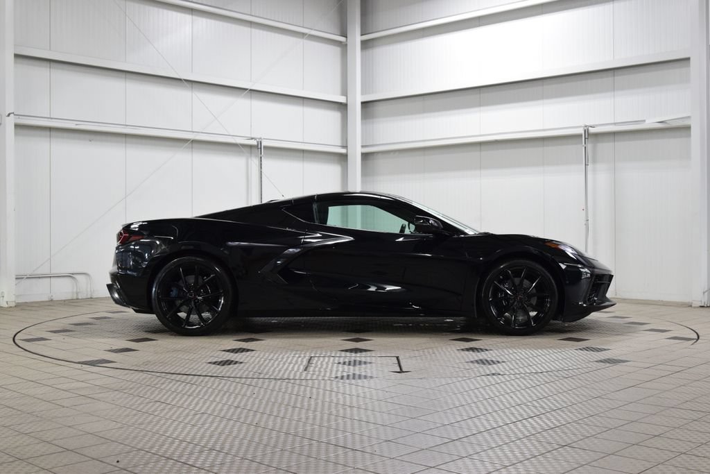 New 2027 Chevrolet Corvette Stingray Coupe w/ Battery Protection Package RWD image 9