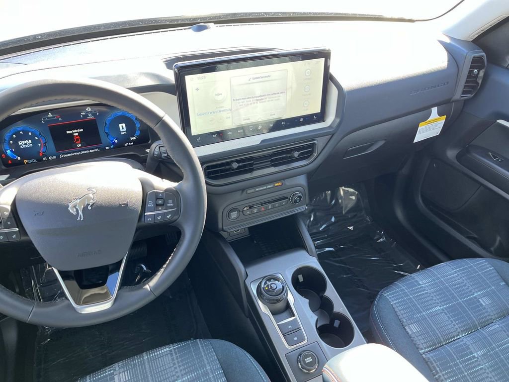 Used 2025 Ford Bronco Sport Heritage w/ Convenience Package image 13