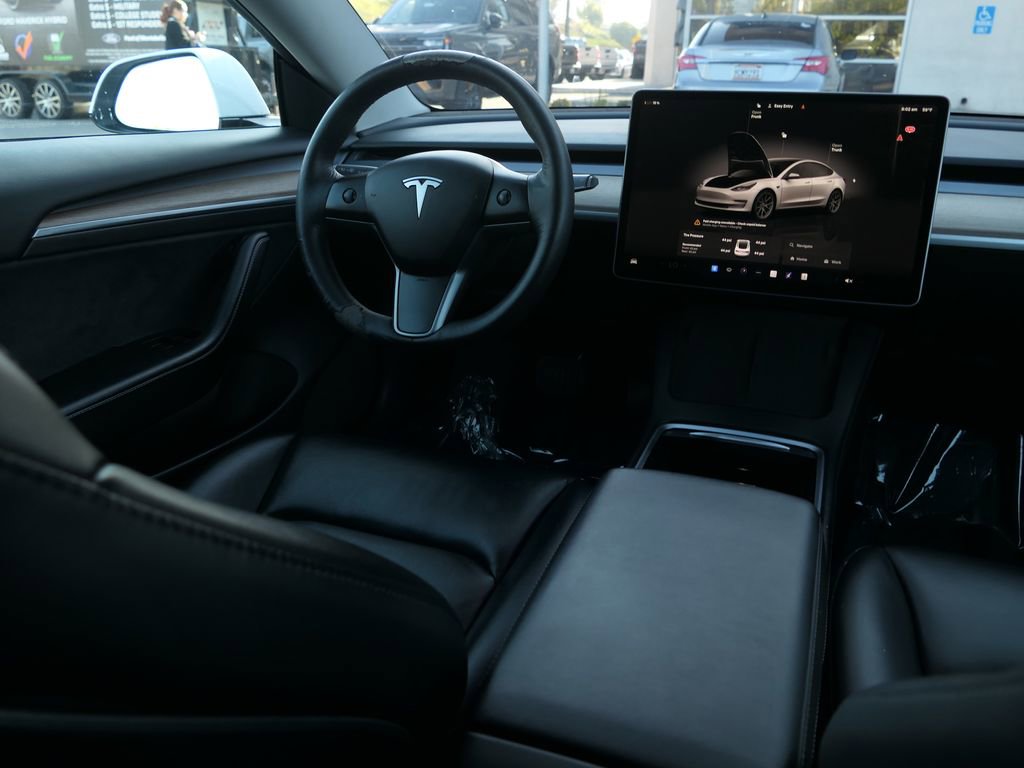 Used 2023 Tesla Model 3 Standard Range image 22