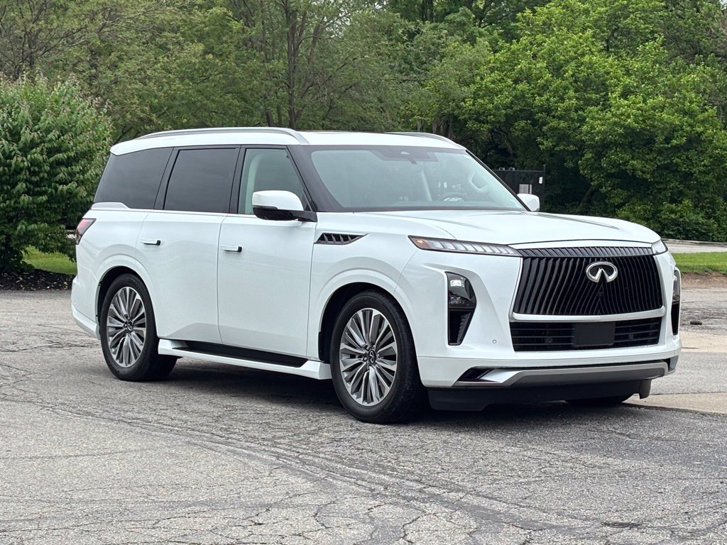 Used 2025 INFINITI QX80 Luxe