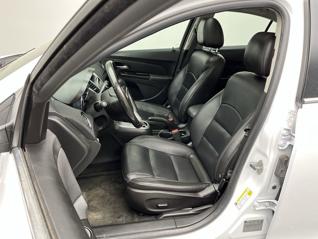 Used 2014 Chevrolet Cruze LT w/ RS Package FWD image 8