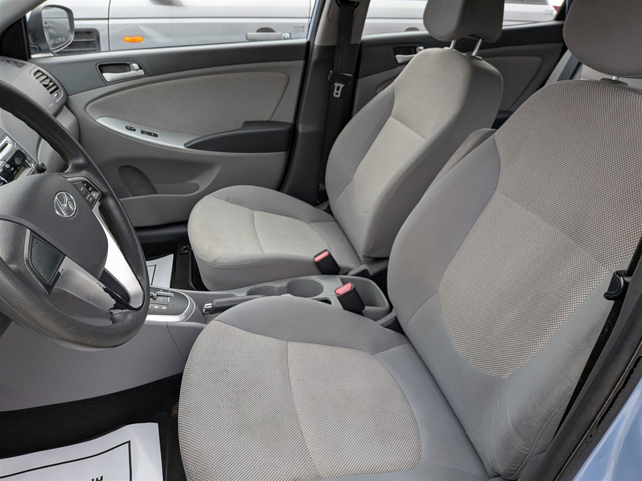 Used 2013 Hyundai Accent GS image 6