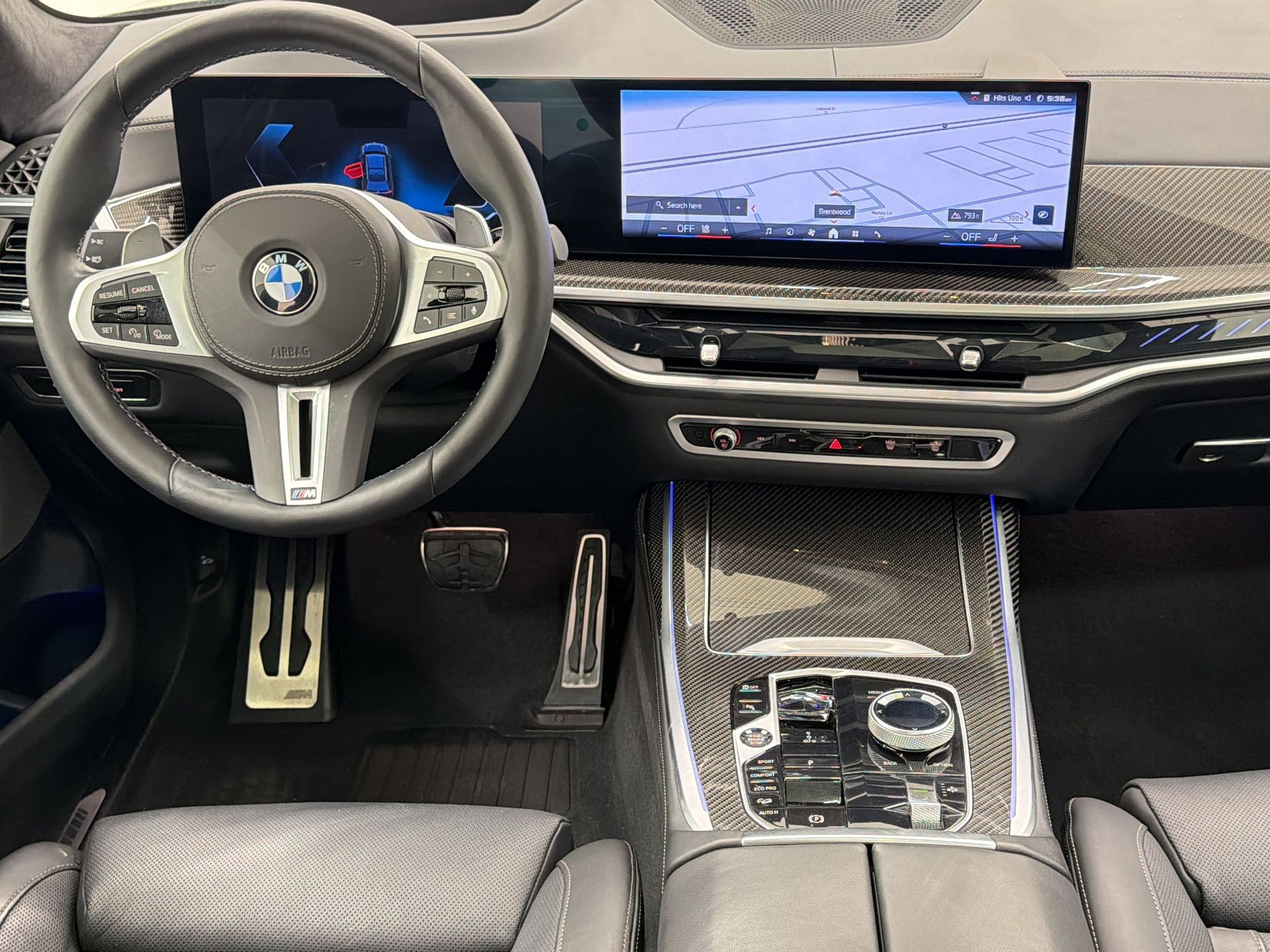 Certified 2025 BMW X7 M60i AWD/4WD image 28